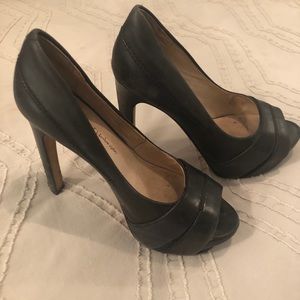 House of Harlow Open Toe Pumps